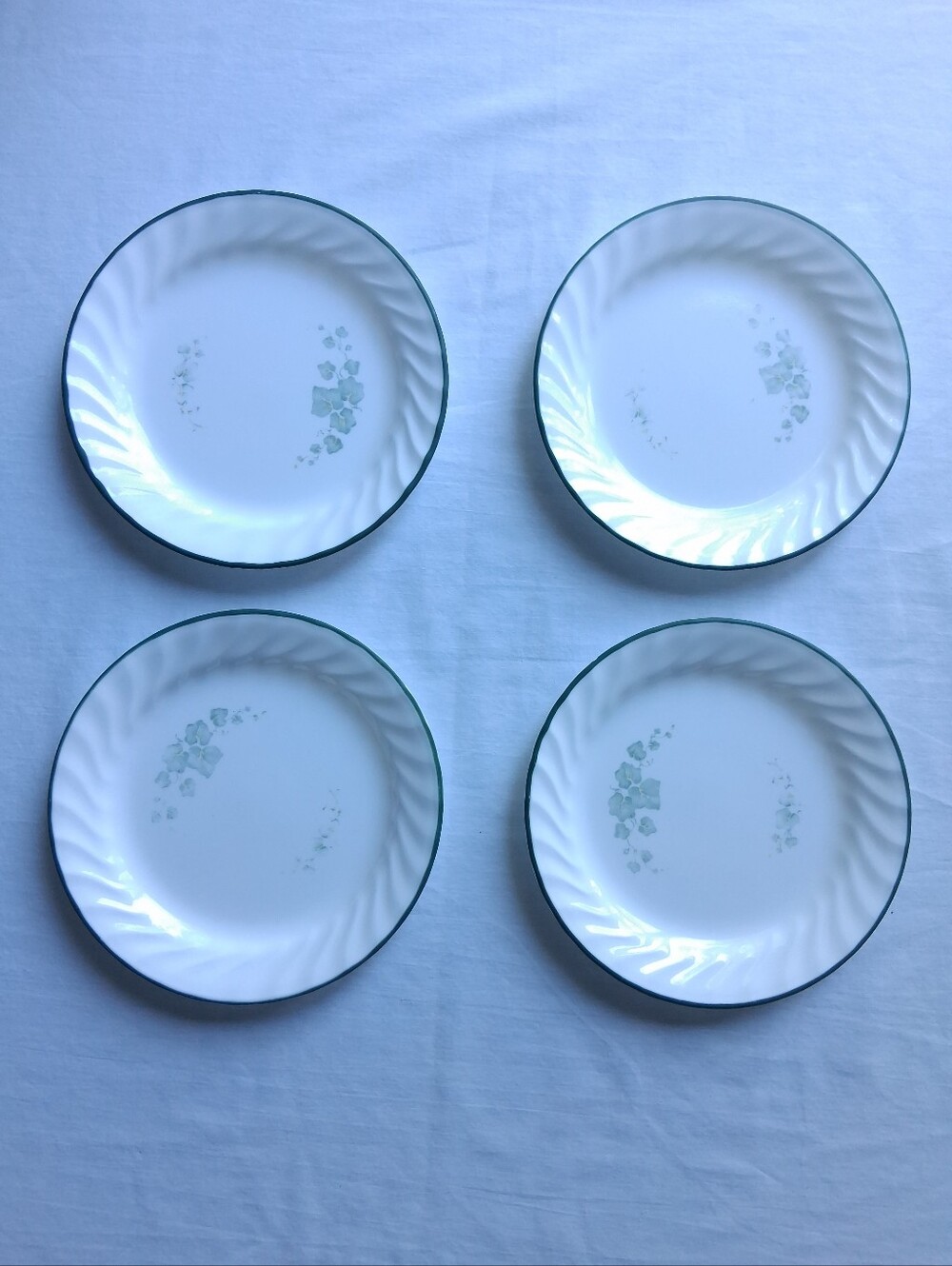 Vintage Corelle Callaway Ivy Bread And Butter Side Plates 1990s Y2K Set Of 8